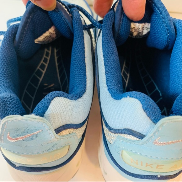 NIKE Air NIKEID Womens 6.5 Running Athletic Shoe - Picture 9 of 11